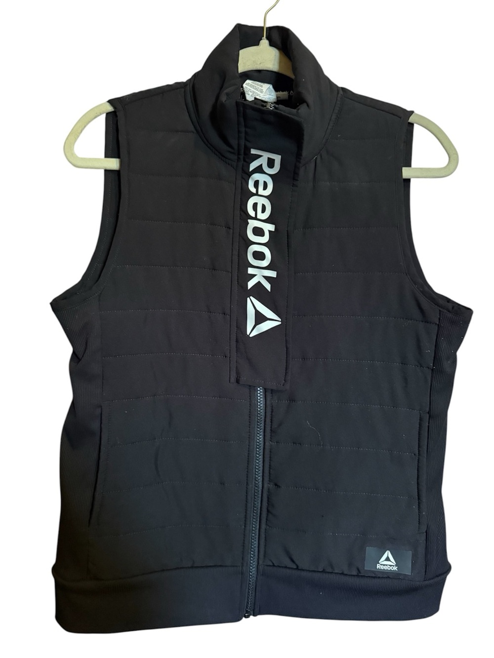Reebok sleeveless zipup Black Quilted Athletic Vest ladies small running workout